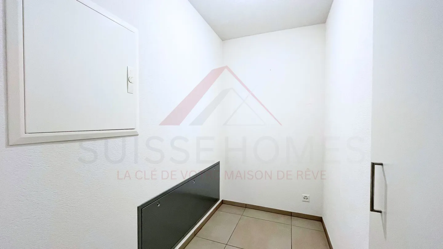 Delémont Center - Excellent current 4.5-room apartment with large terrace and unobstructed view, luxurious building - Photo 14 of 17