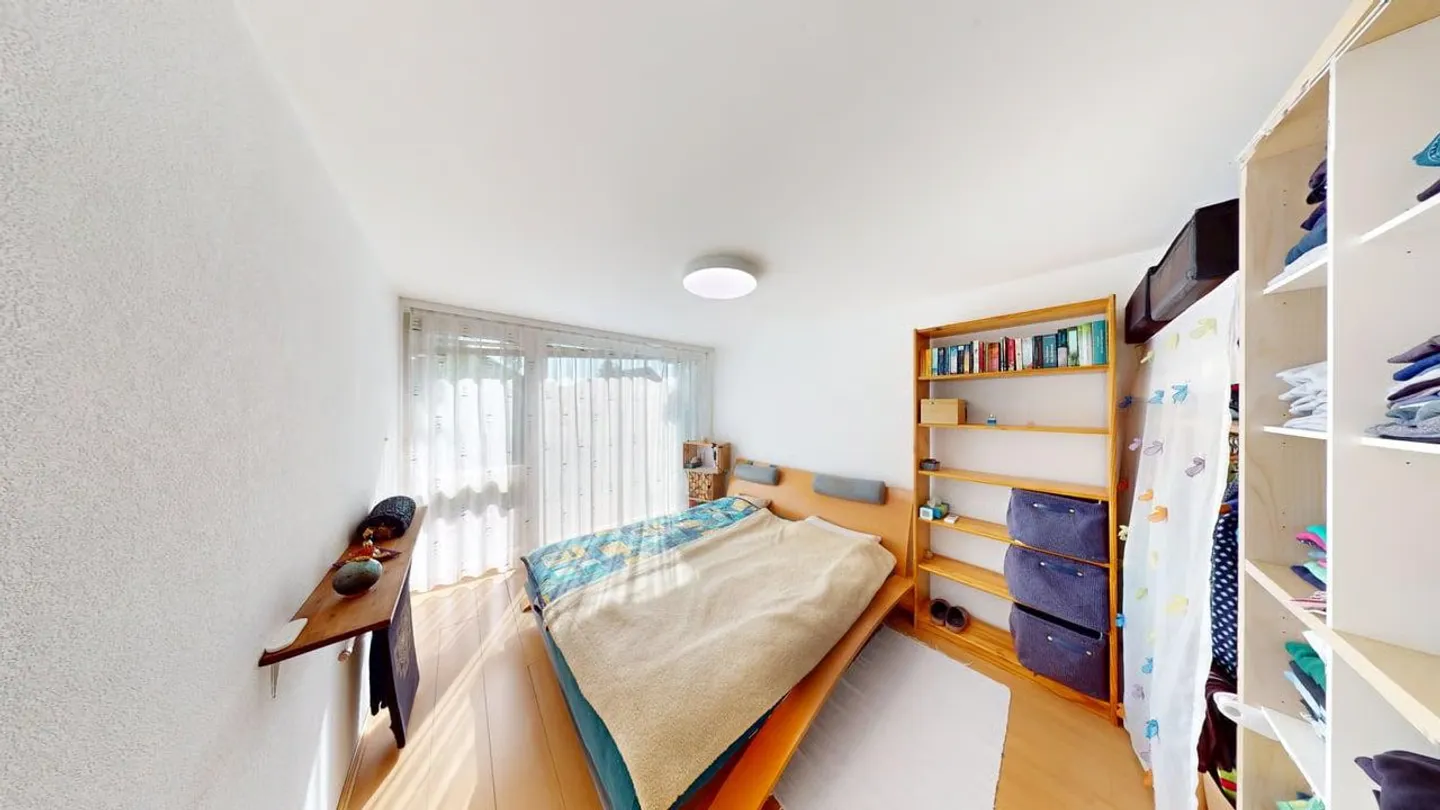 Spacious 5.5-room garden apartment including parking space and hobby room - Photo 8 of 13