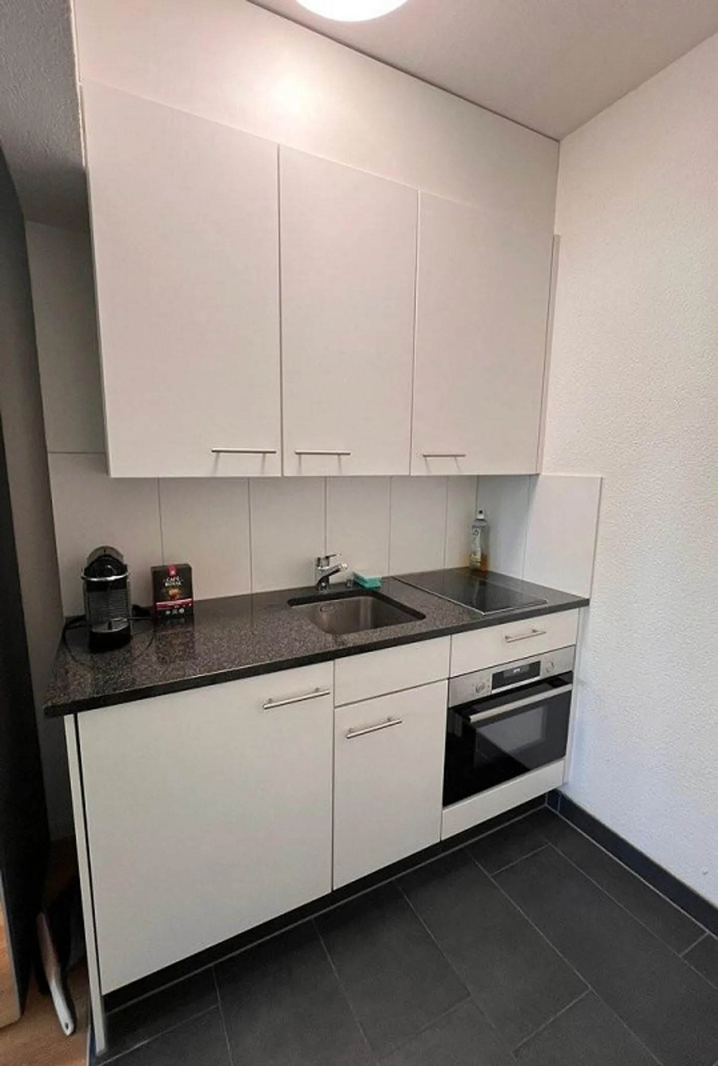 Appartement 1.5 pièces à louer dans un emplacement attrayant - Photo 2 sur 5