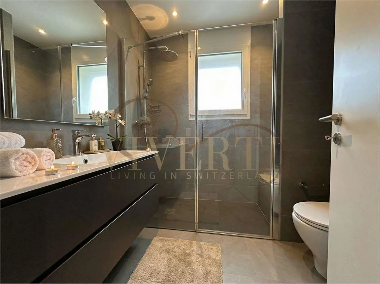 Elegante 3.5-Zimmer-Wohnung mit Terrasse - Foto 8 von 9