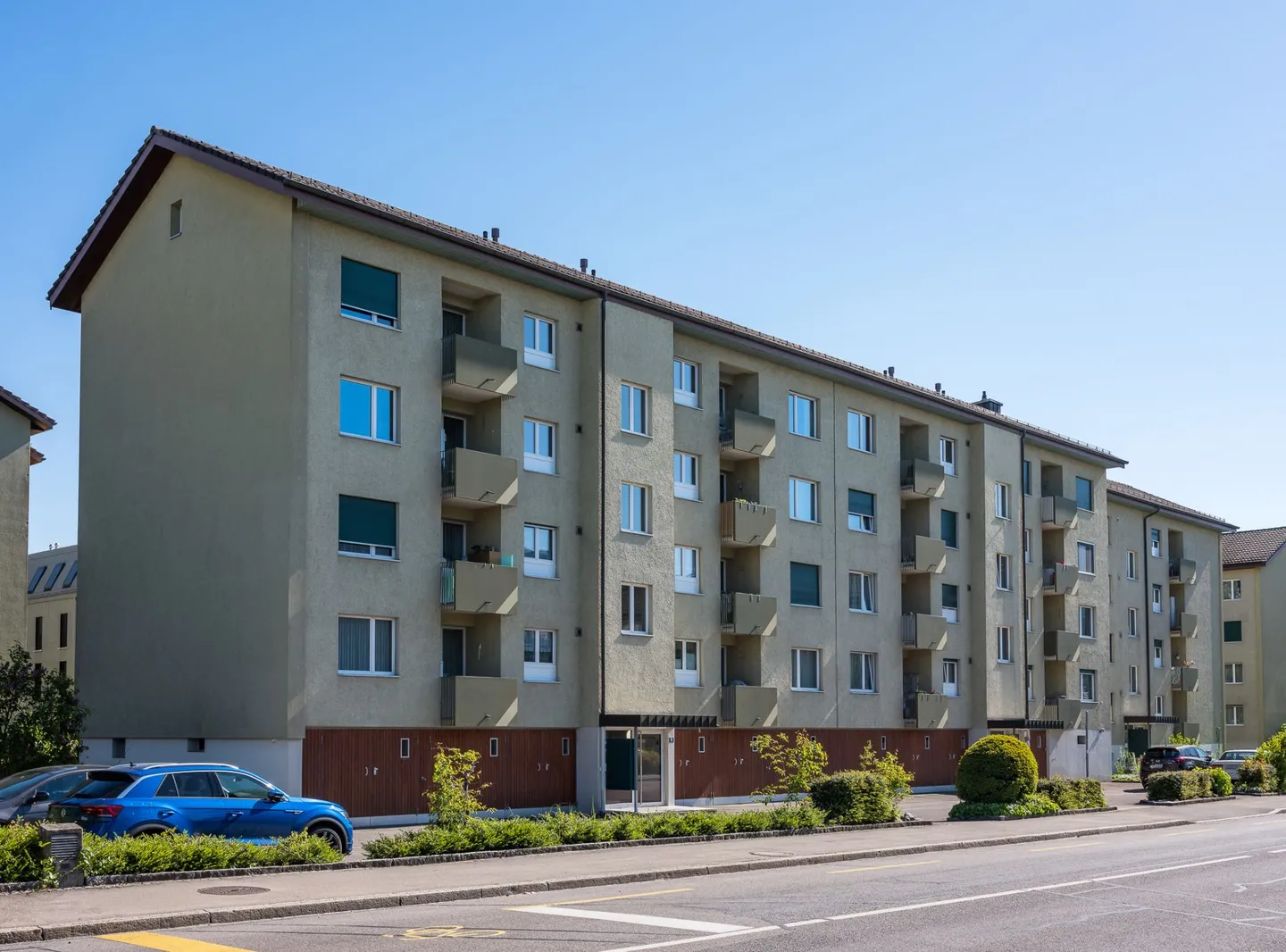 Grosszügige, sanierte 2.5 Zi.-Wohnung  Kopie - Foto 1 von 13