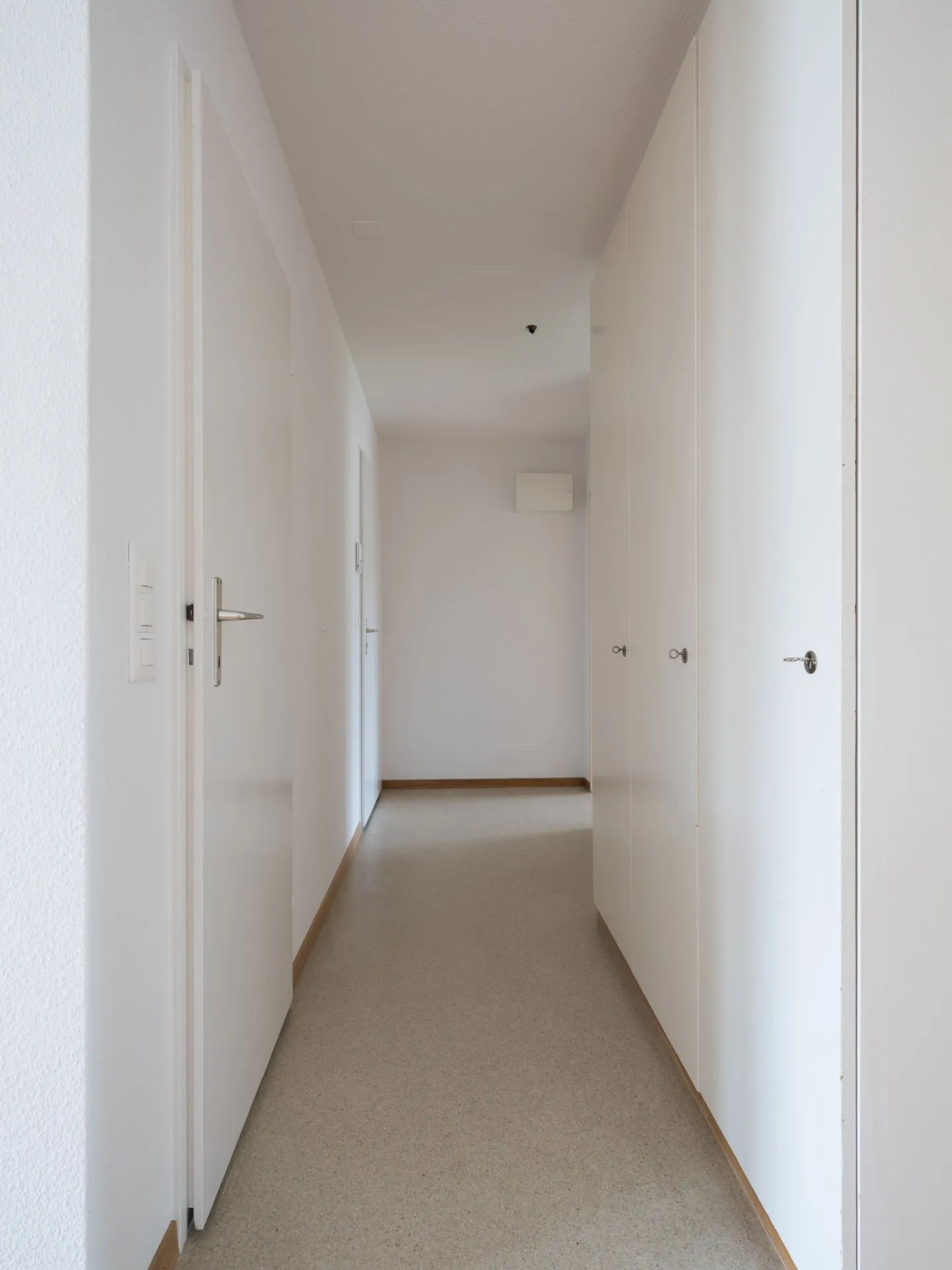 Grosszügige, sanierte 2.5 Zi.-Wohnung  Kopie - Foto 4 von 13