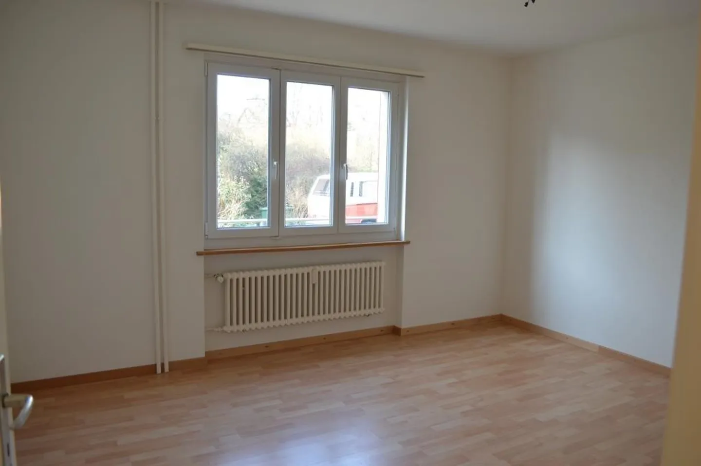 Garden apartment in a quiet location - Photo 4 of 7