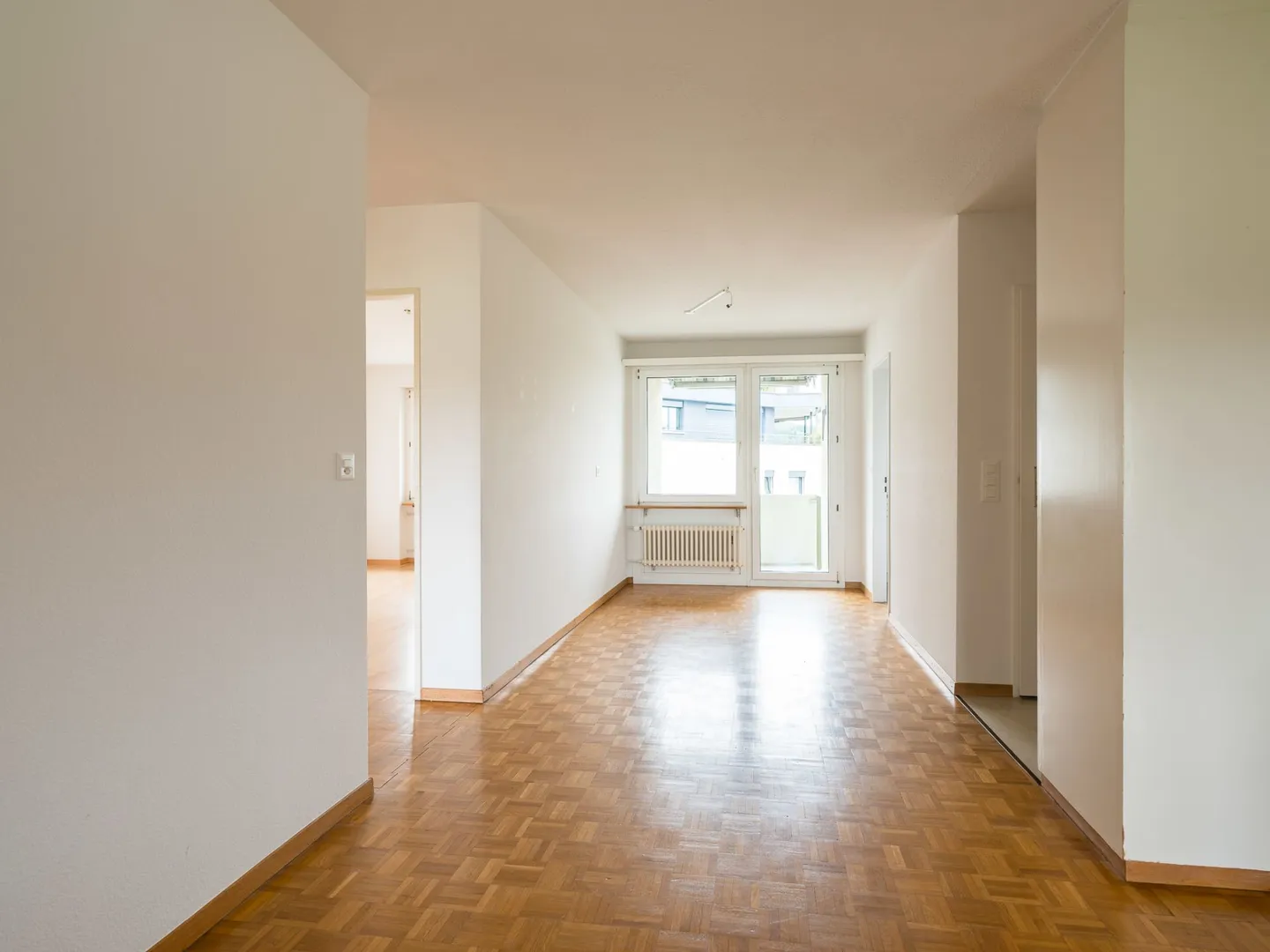 Grosszügige, sanierte 2.5 Zi.-Wohnung  Kopie - Foto 7 von 13