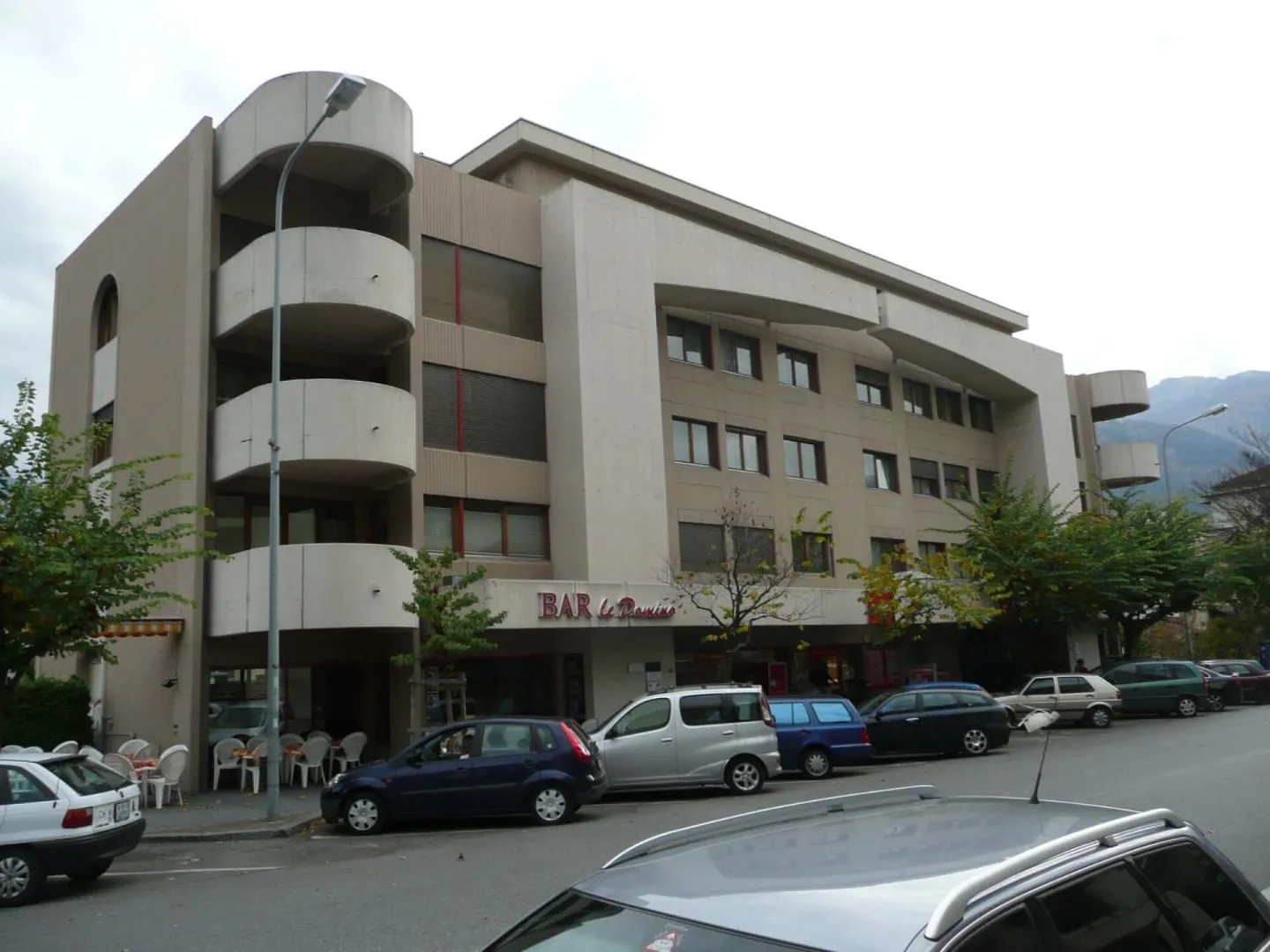 Place de Parking Sécurisée à Sierre - Photo 1 sur 1