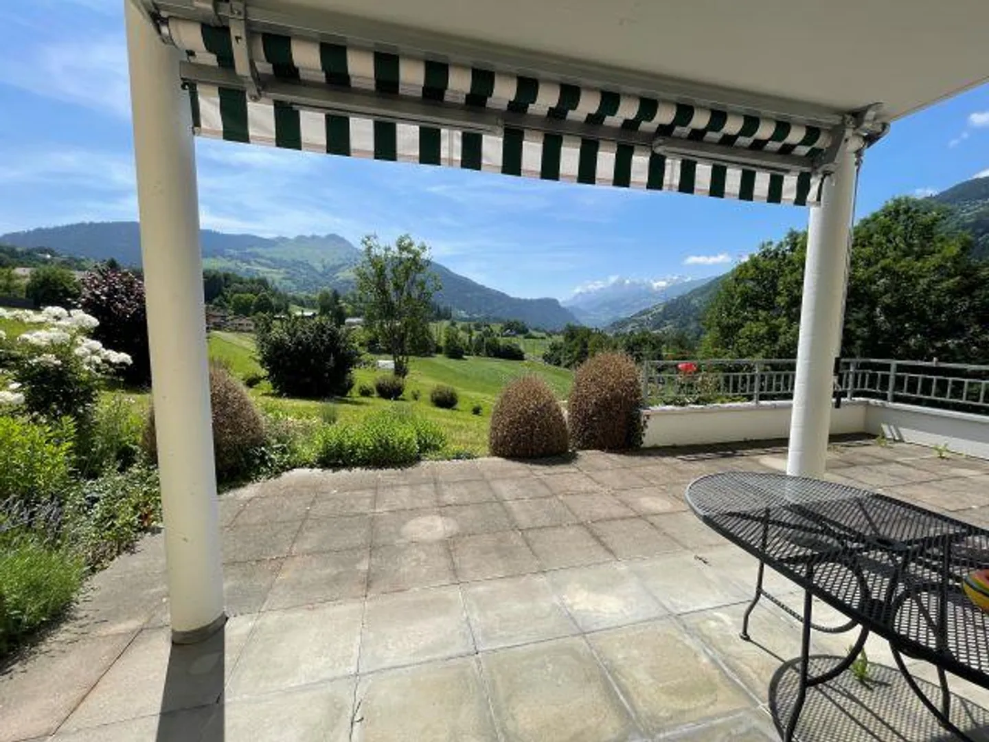 CASTRISCH zu vermieten 3.5 Zimmerwohnung - Foto 12 von 15