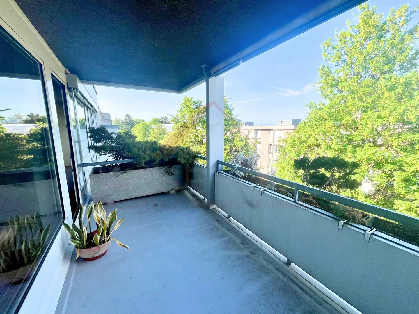 Attikawohnung mit 60 m² Terrasse - Foto 6 von 15