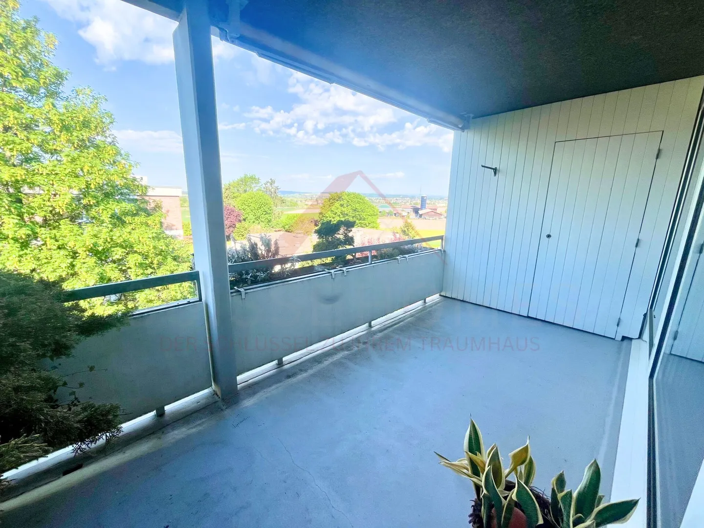 Attikawohnung mit 60 m² Terrasse - Foto 7 von 15