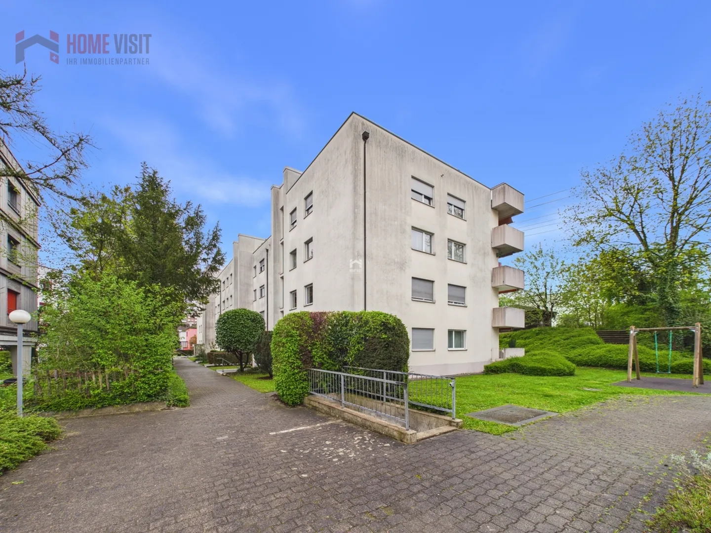 Stilvolle 4.5-Zimmer-Eigentumswohnung mit grossem Balkon - Foto 12 von 13