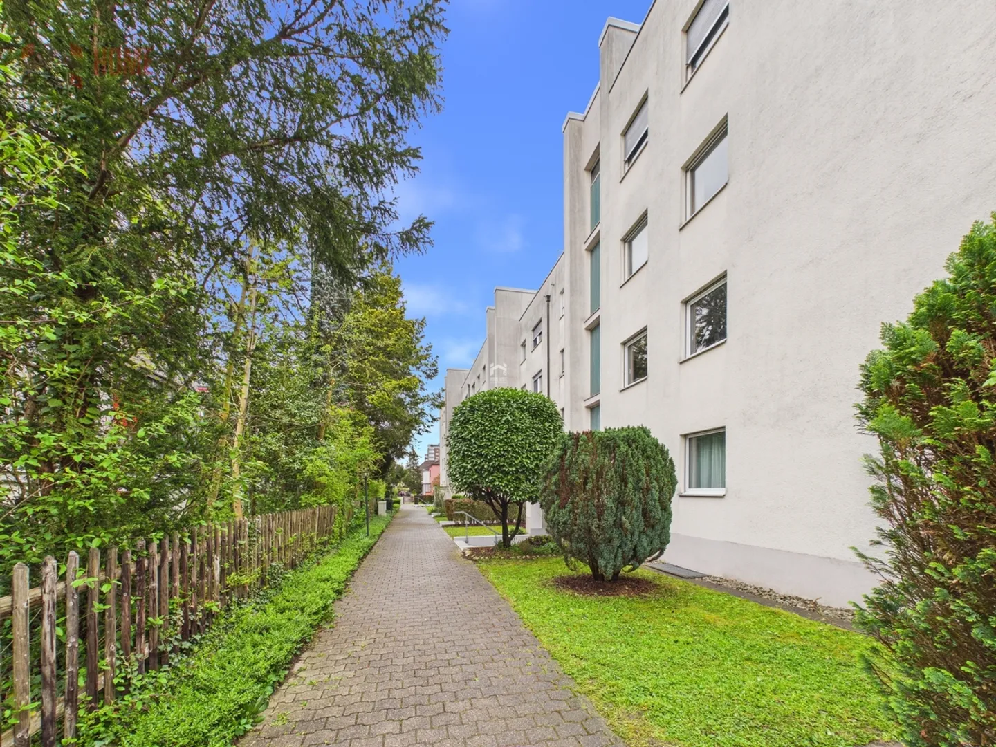 Stilvolle 4.5-Zimmer-Eigentumswohnung mit grossem Balkon - Foto 13 von 13