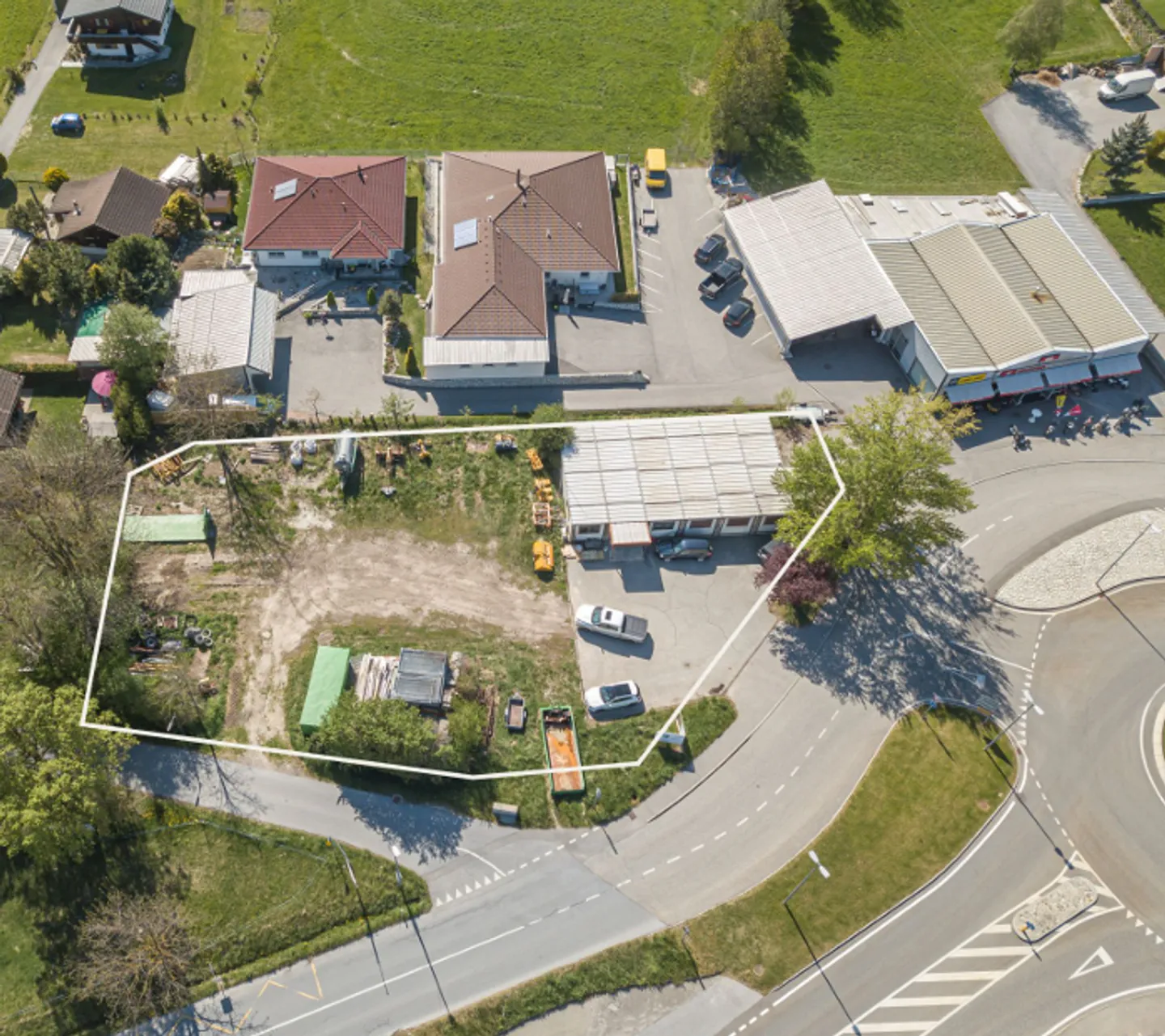 Capannoni commerciali (con ufficio) con posto auto in affitto a Leuk - Foto 6 di 6