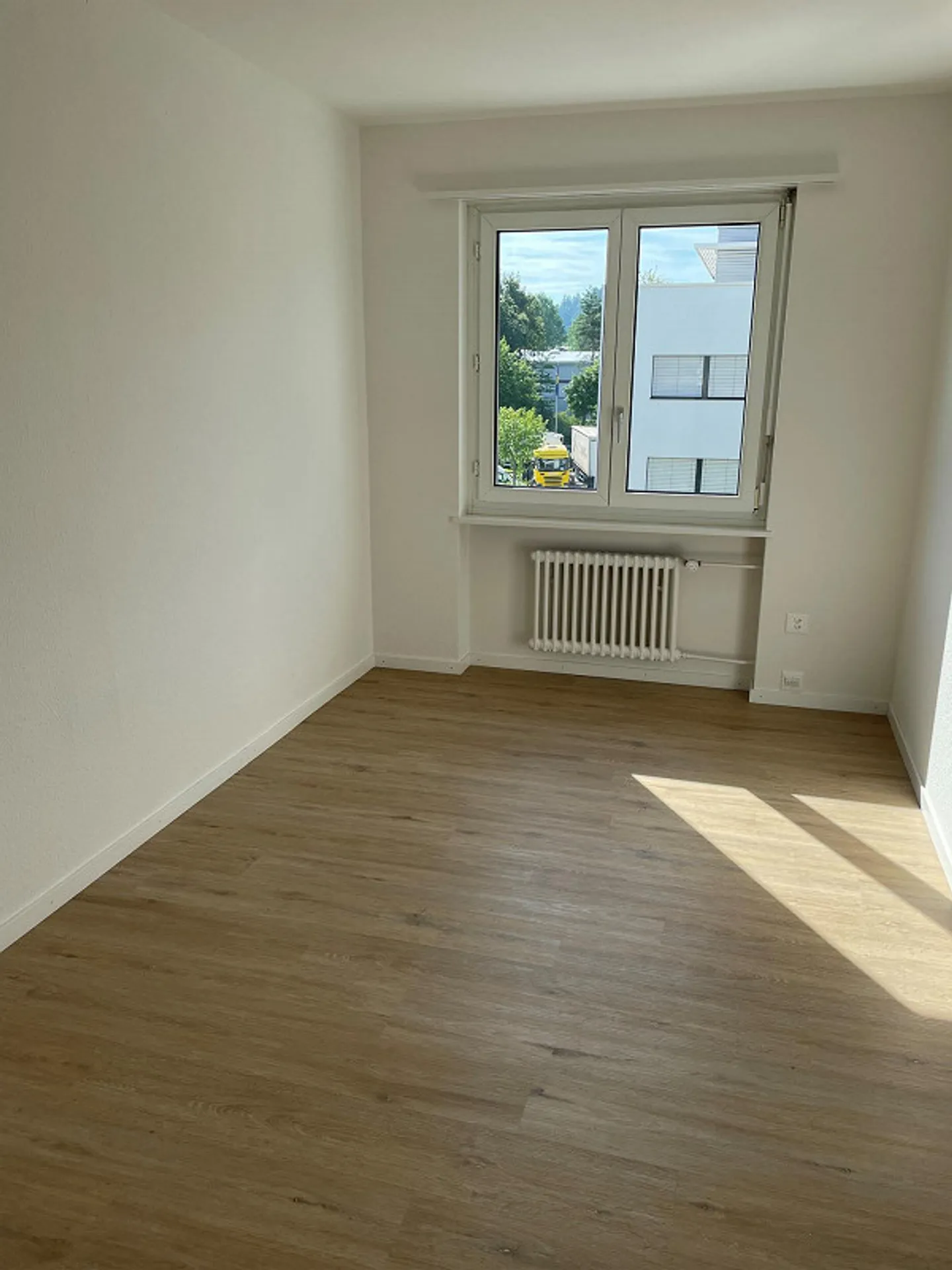 Appartamento moderno luminoso di 4,5 stanze - Foto 10 di 10