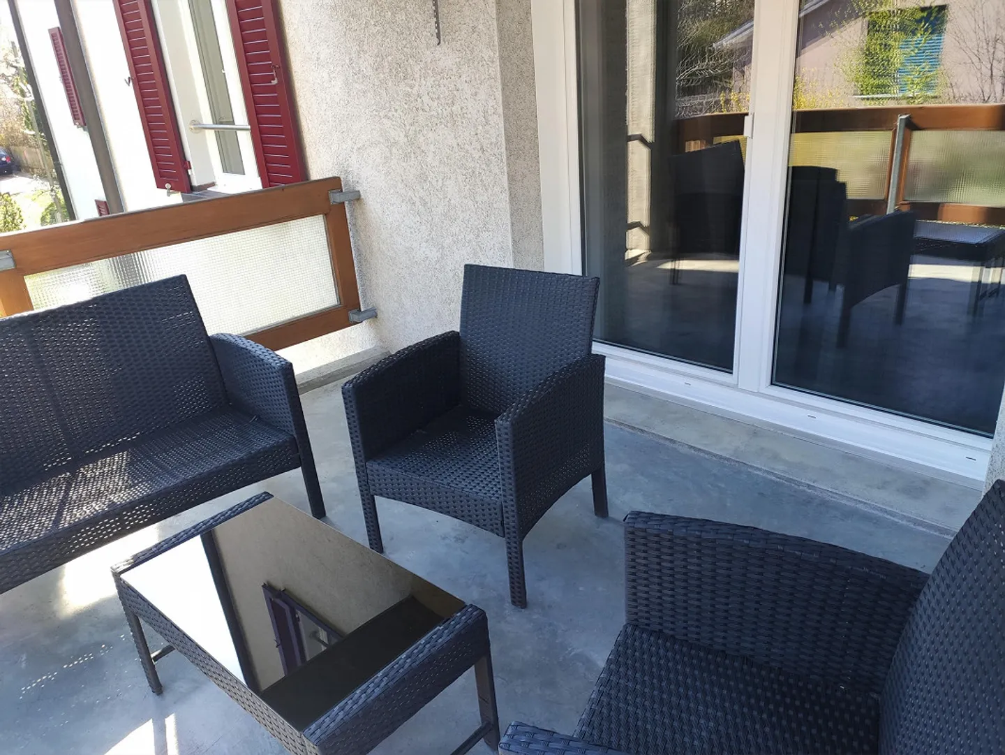 Bright 2.5 room apartment on the raised ground floor - Photo 8 of 12