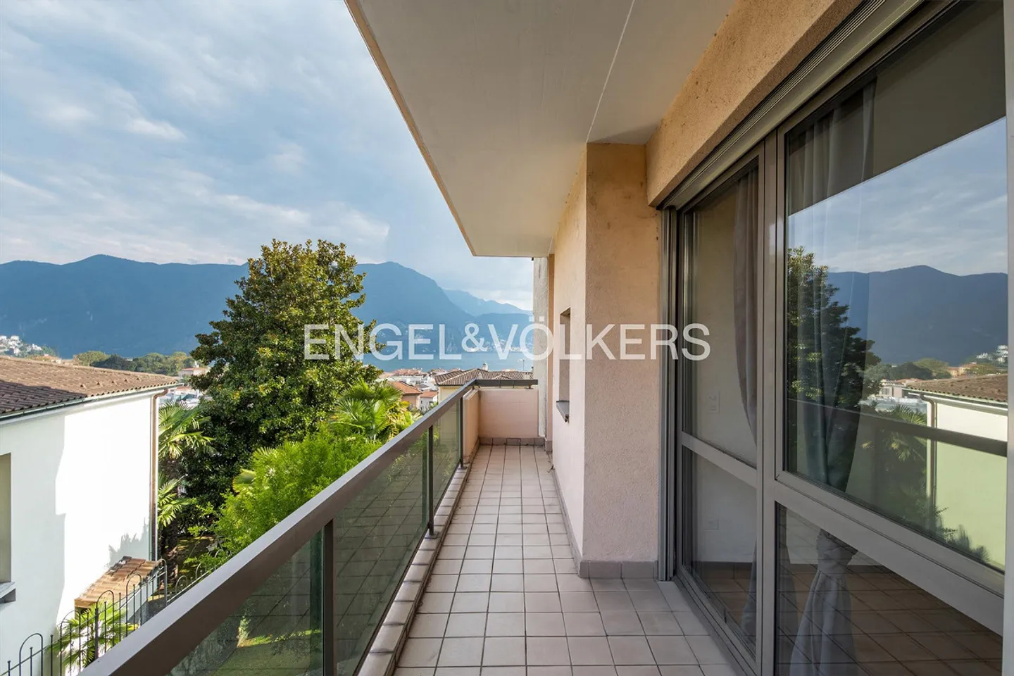 Luminoso appartamento nel centro di Lugano - Foto 6 di 10