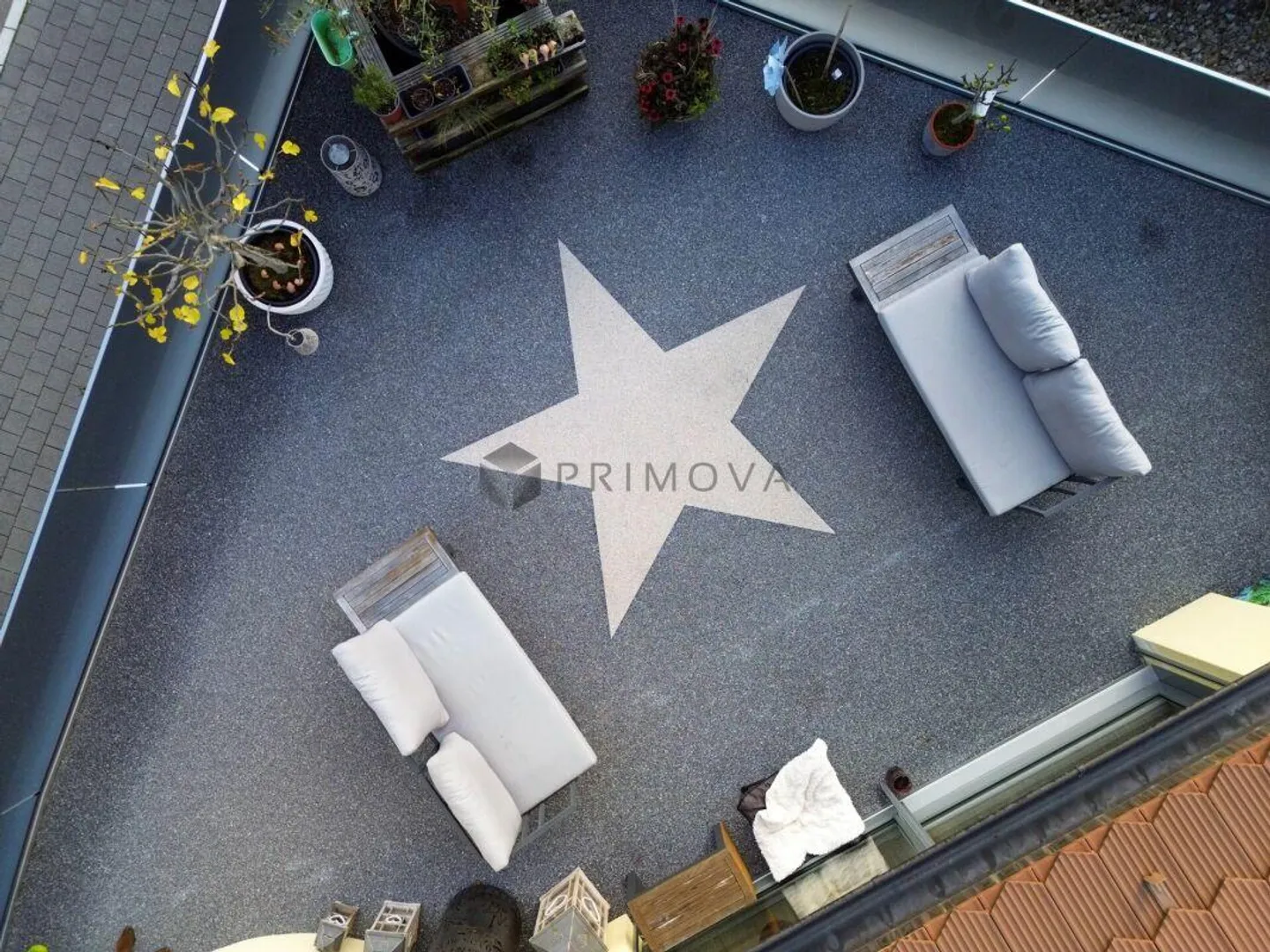 Sentiment d'Hollywood dans les collines de Schwarzenberger - Photo 1 sur 13