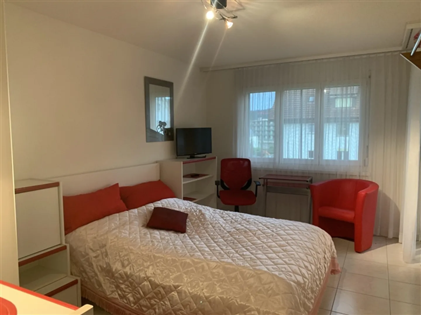 Appartement meublé 1,5 pièces à louer à 8105 Regensdorf, Zurich, Suisse - Photo 1 sur 7