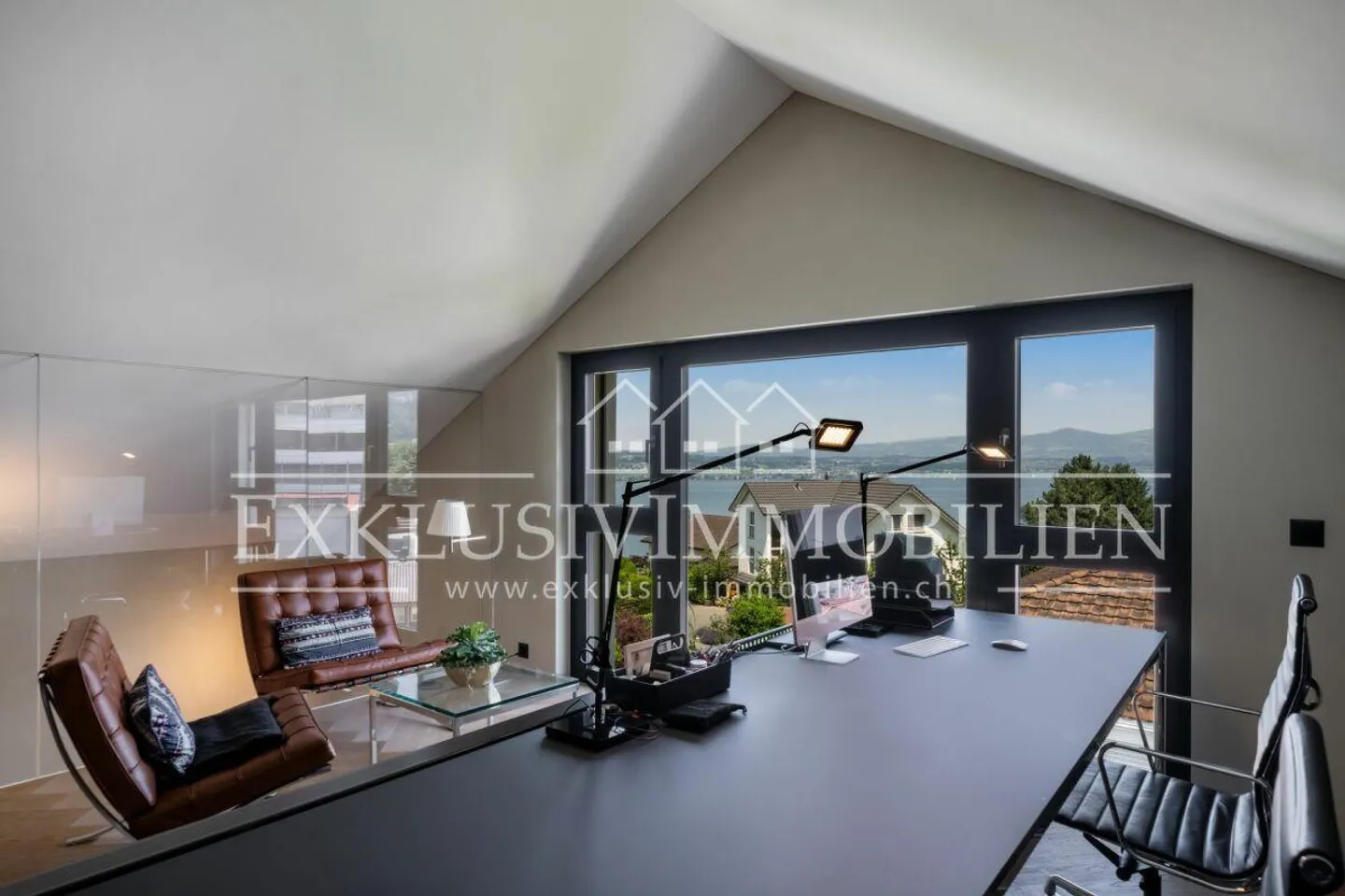 A House - Many Highlights: Villa with Pool, Spa and Lift - Photo 7 of 11