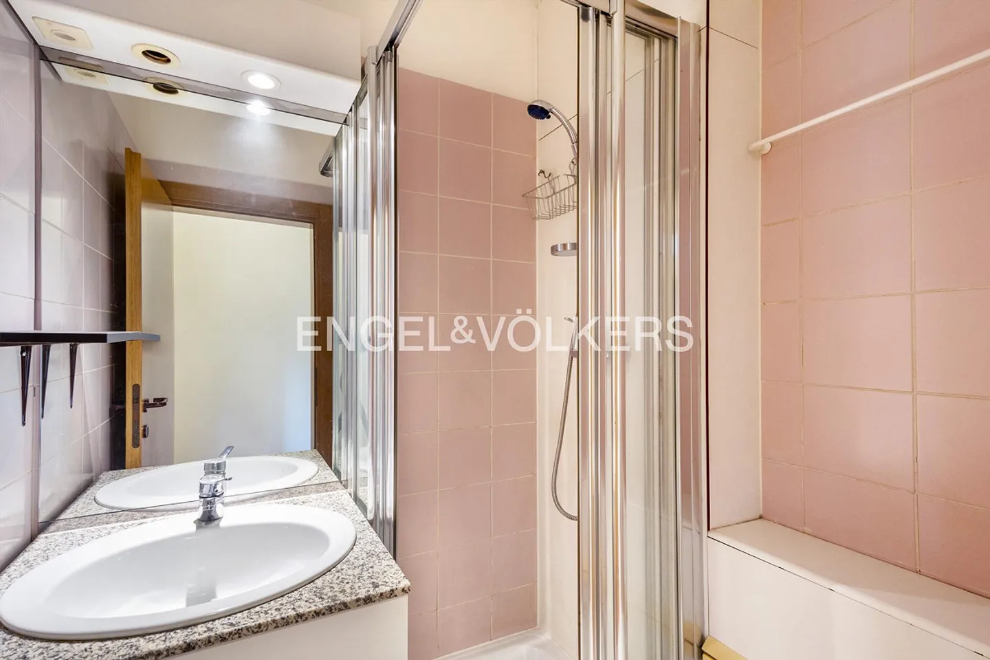 Luminoso appartamento nel centro di Lugano - Foto 10 di 10