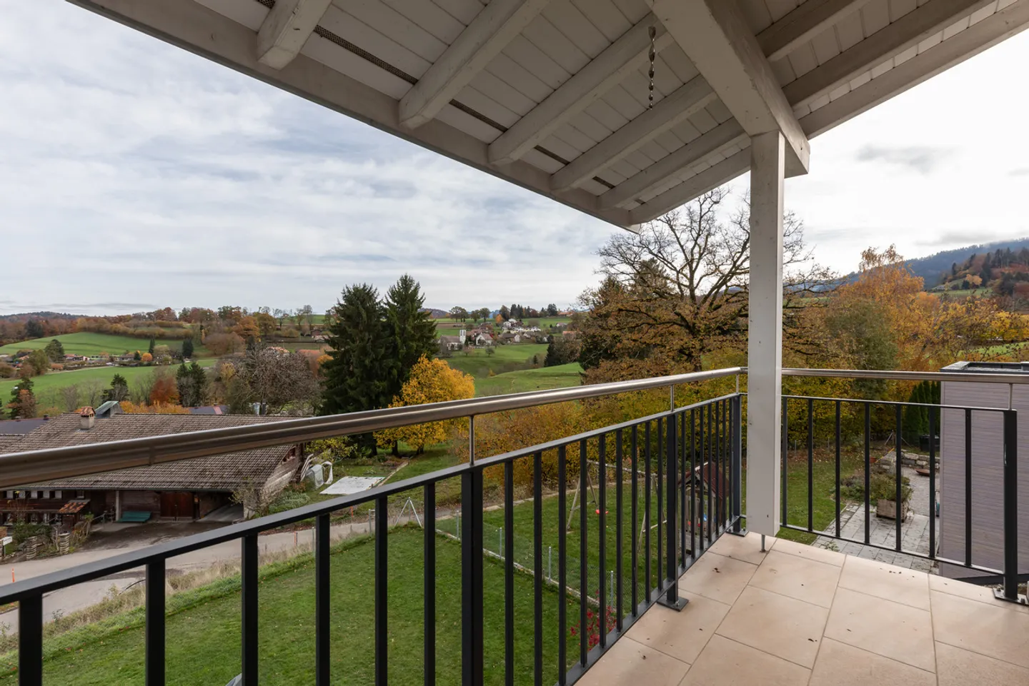 Villa de 6.5 pièces avec appartement de 2.5 pièces (loué)  - Photo 14 sur 17