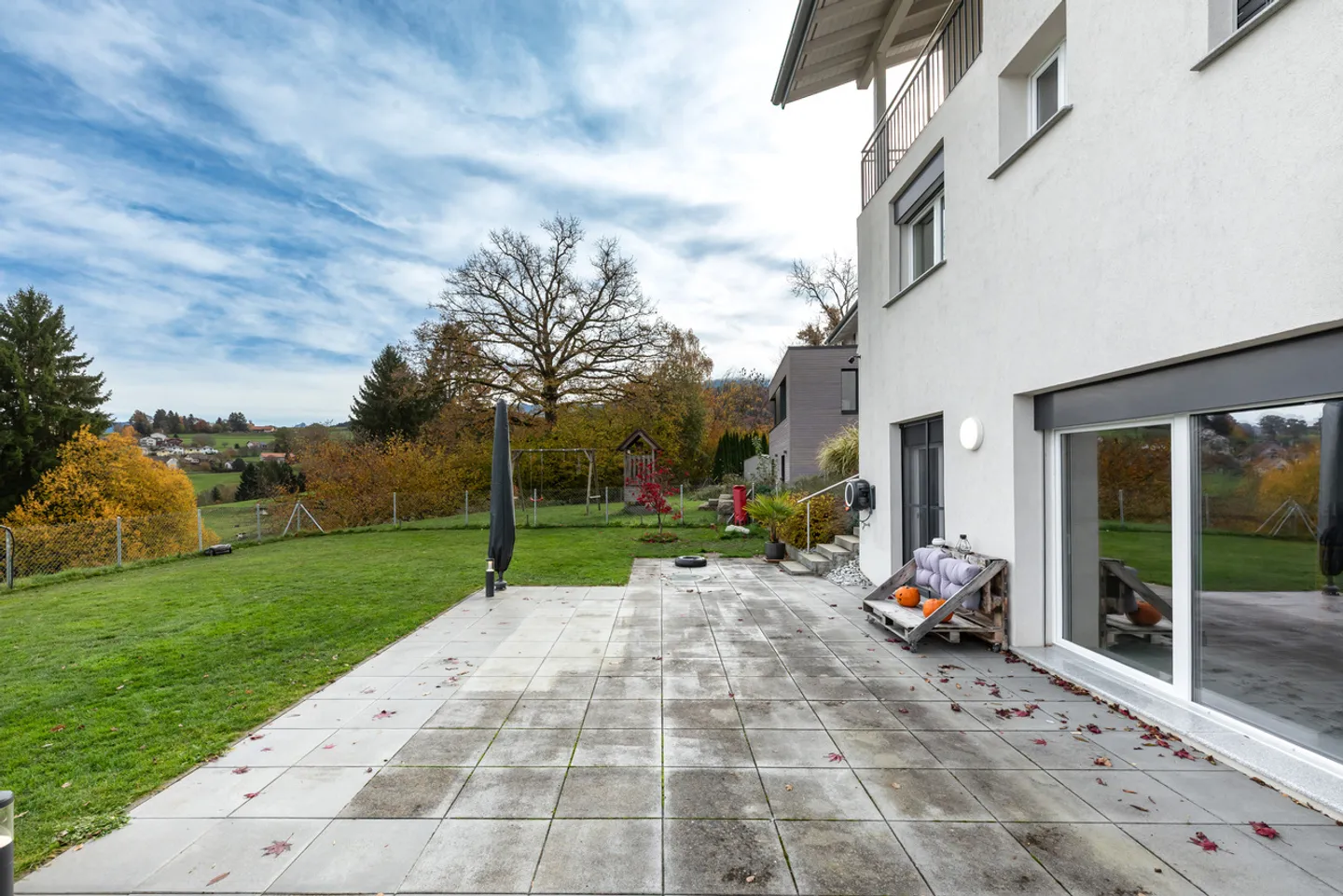 Villa de 6.5 pièces avec appartement de 2.5 pièces (loué)  - Photo 16 sur 17