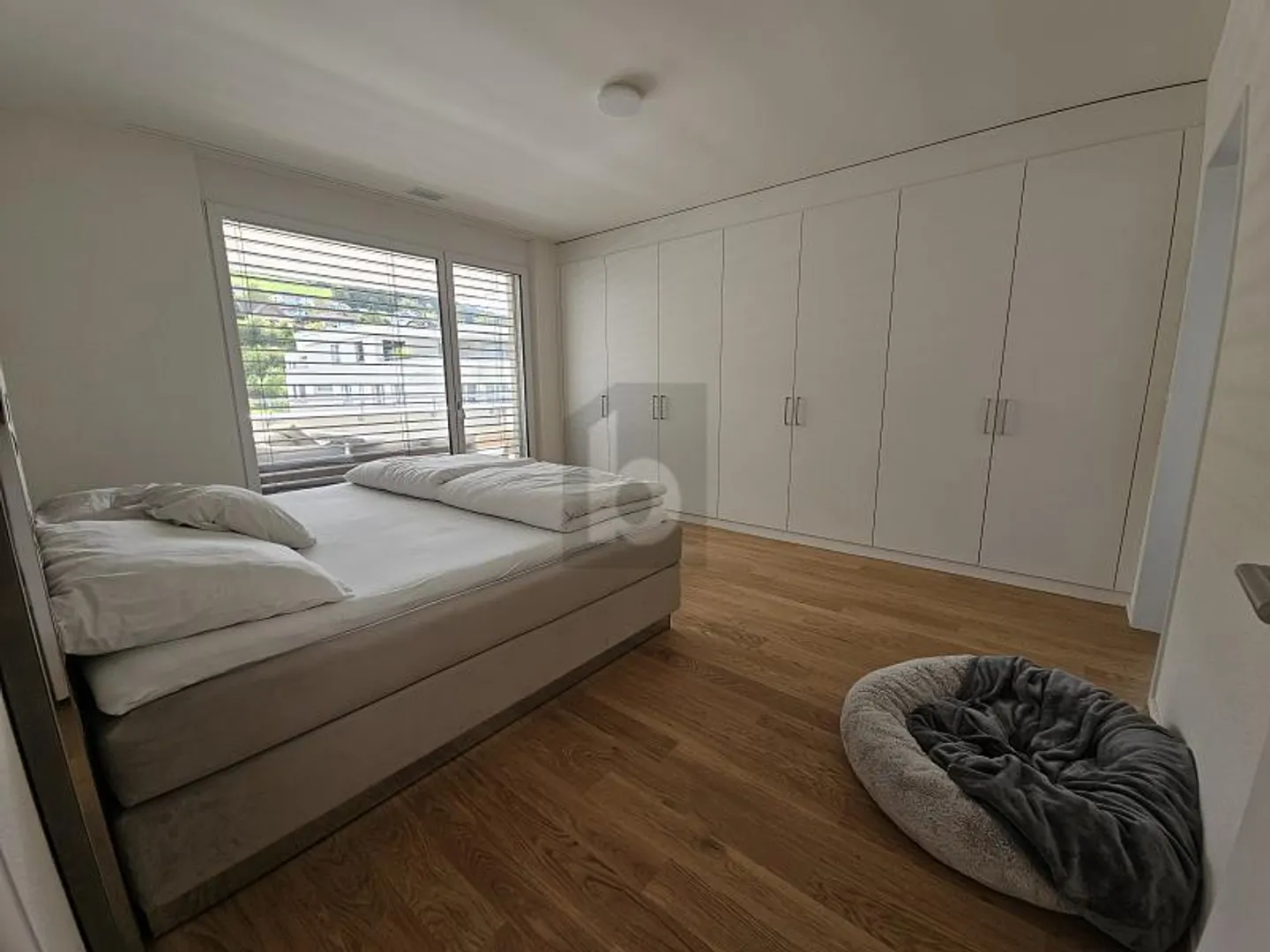 Modernes Attika mit grosser Terrasse - Foto 3 von 6