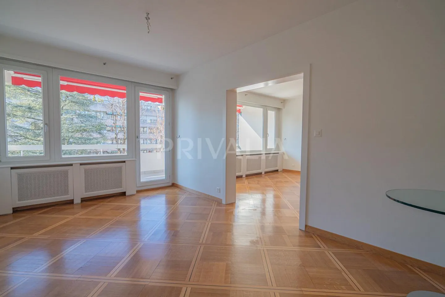 Magnifica Appartamento Passante in un Ambiente Verde nel Cuore di Florissant - Foto 3 di 10