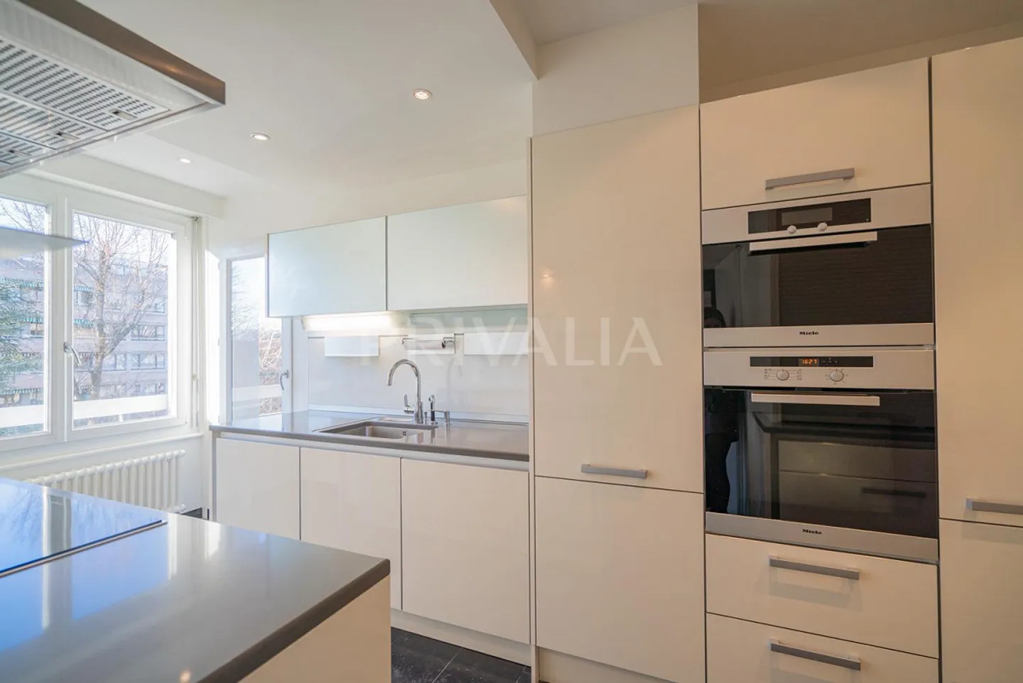 Magnifica Appartamento Passante in un Ambiente Verde nel Cuore di Florissant - Foto 4 di 10