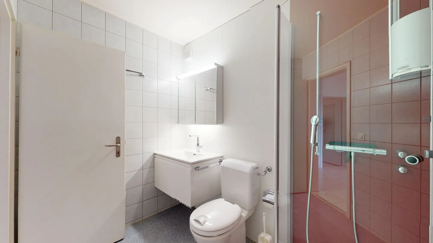 Green Living with a View in Spiegel BE - Photo 10 of 12
