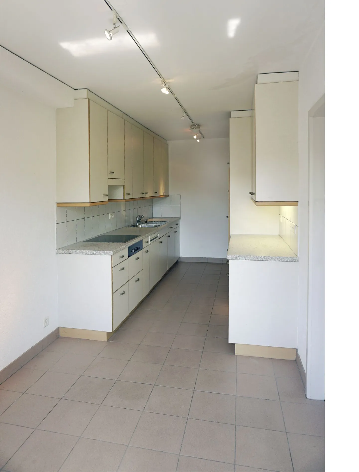 Geräumige Wohnung im Gellert - Foto 3 von 14