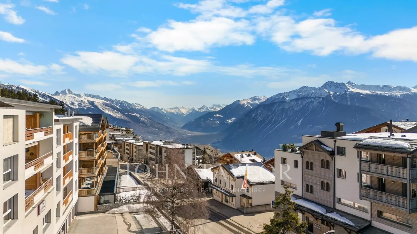 4-Zimmer-Wohnung 1/2 SÜD-OST im Zentrum der Montana-Station - Aussicht, großer Balkon, Innenparkplatz - Foto 10 von 11