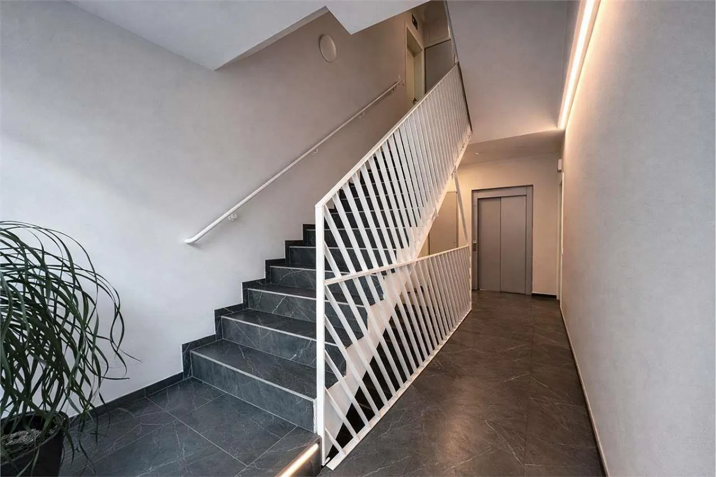 Appartamento moderno con due camere da letto e due bagni - Posizione strategica a Molino Nuovo - Foto 9 di 13