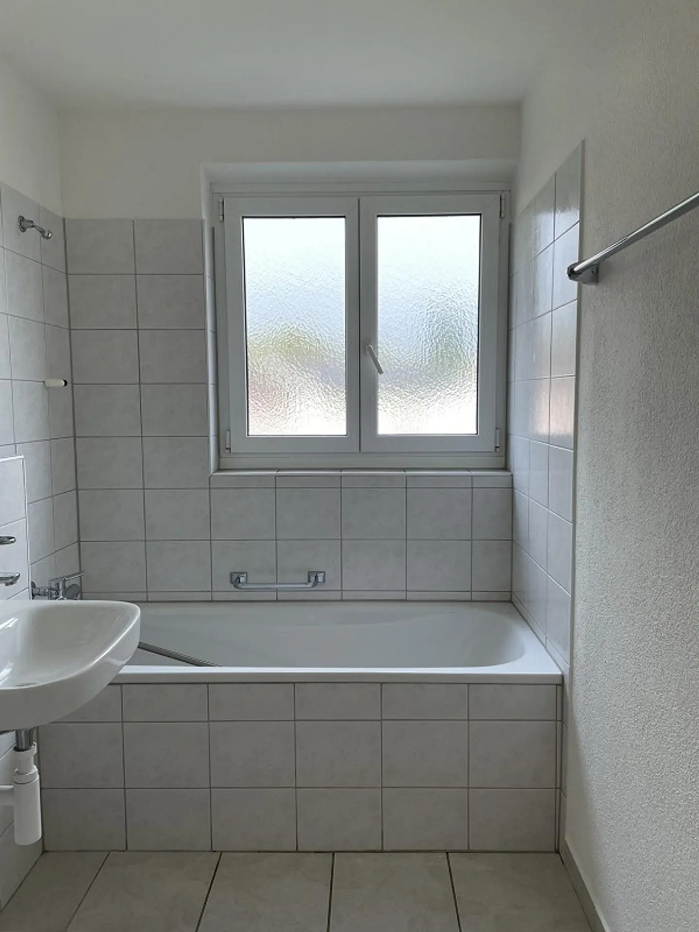 Charmante 3-Zimmer-Dachgeschosswohnung mit zwei Balkonen - Foto 8 von 9