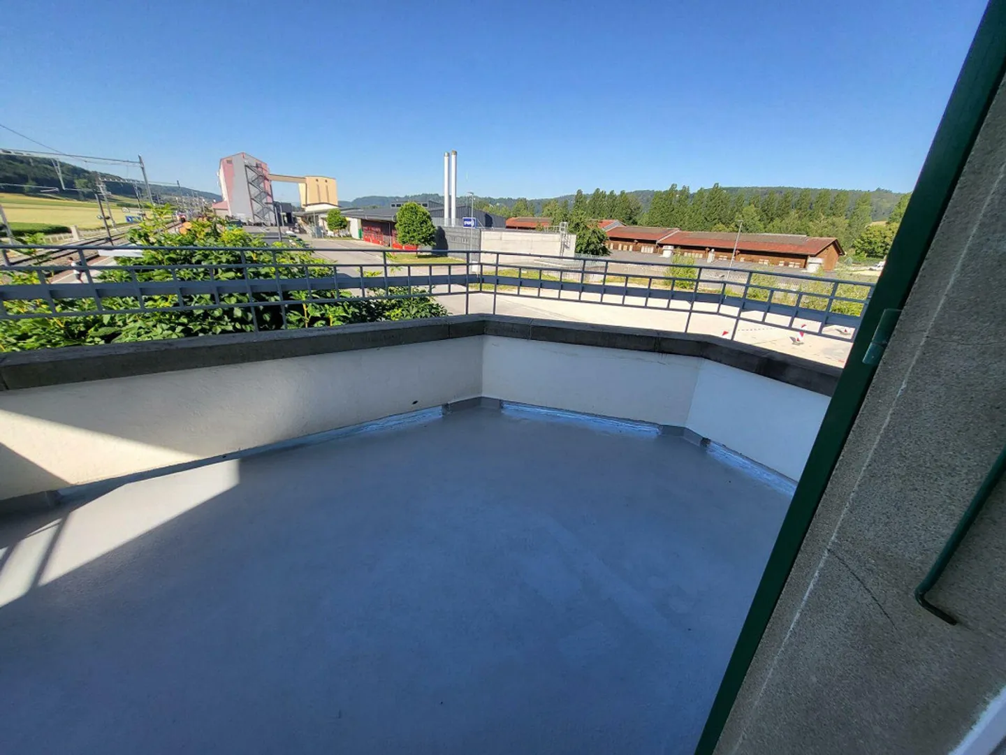 Magnifique duplex entièrement rénové avec grand balcon - Photo 12 of 12
