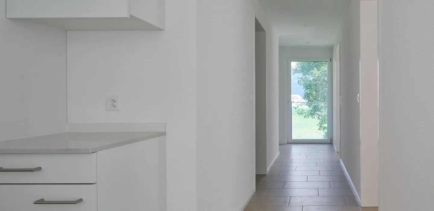 Helle 3 1/2-Zimmerwohnung im schönen Urnerland - Foto 10 von 14