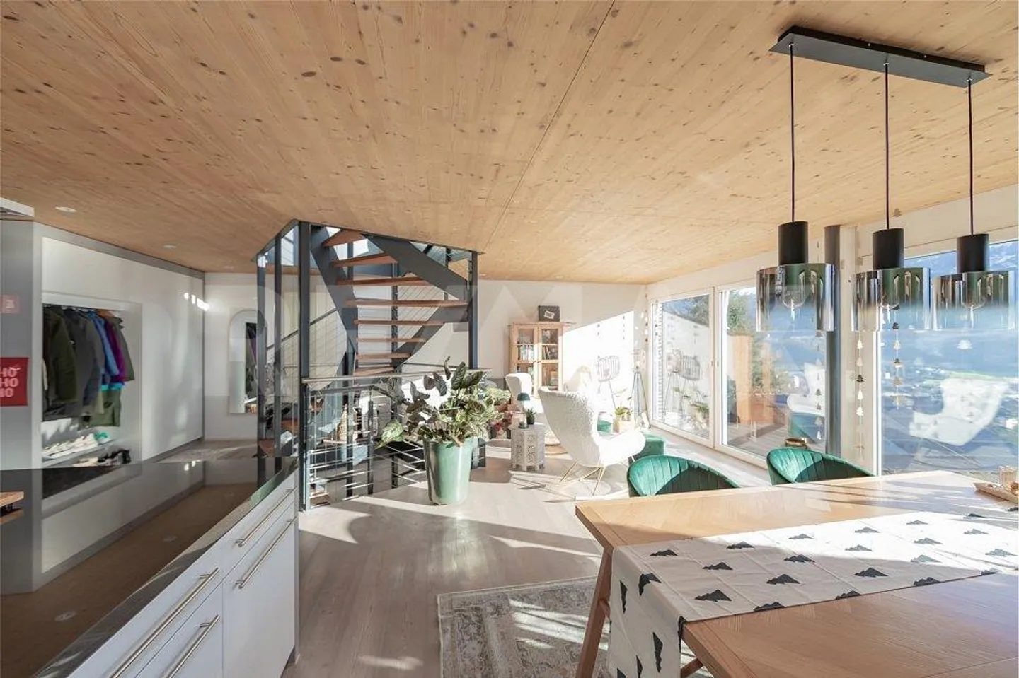 Modern 3-Room Loft House in Prime Location - Photo 13 of 13