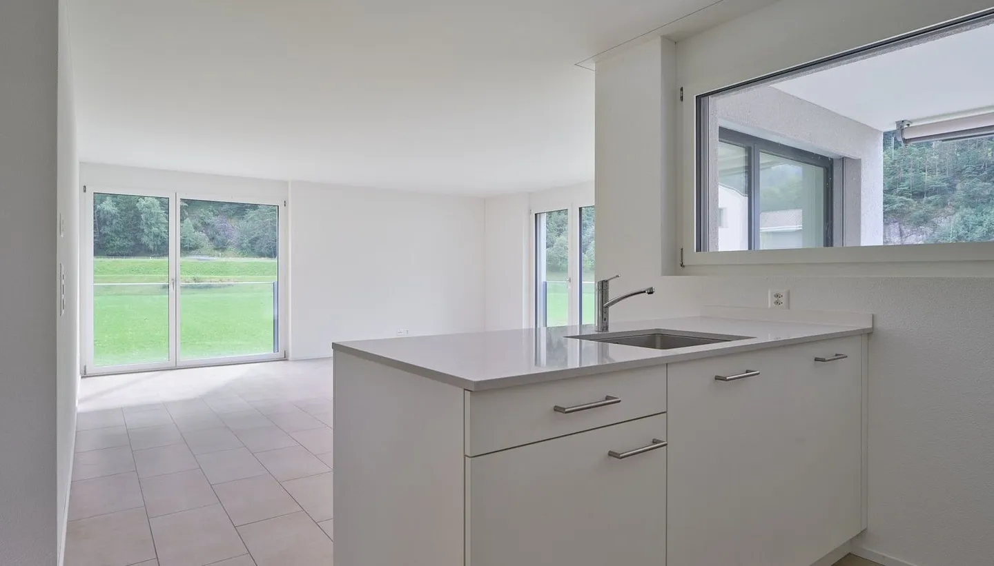 Helle 3 1/2-Zimmerwohnung im schönen Urnerland - Foto 6 von 14