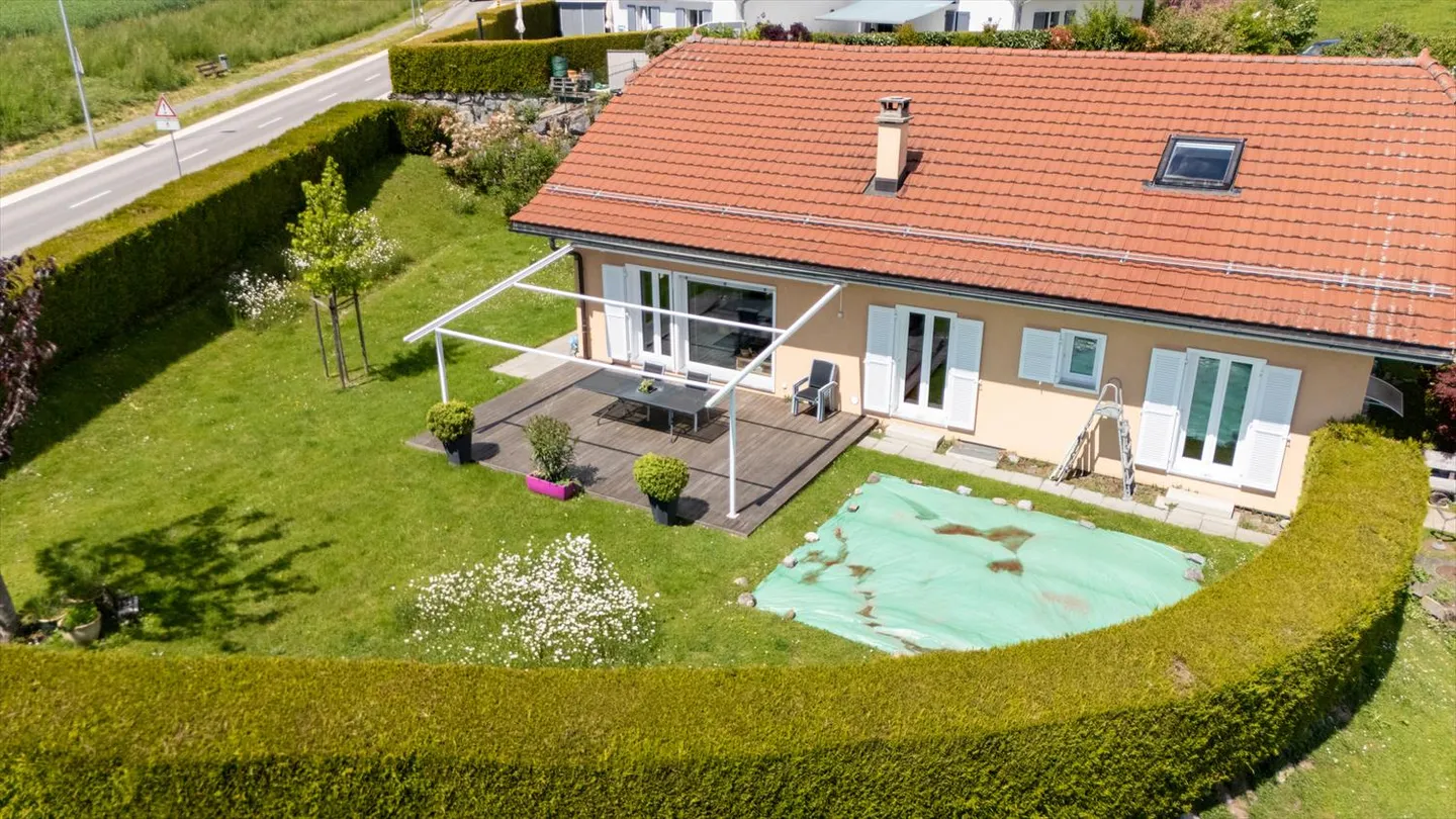 Magnifica villa familiare individuale a Blonay – Saint-Légier - Foto 1 di 20