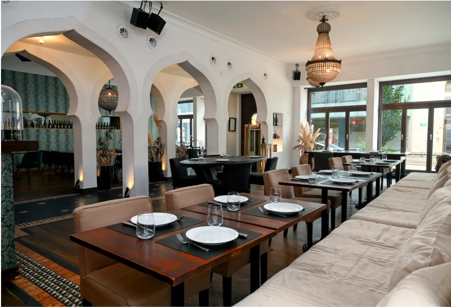 Cultural Object in the Heart of Olten – Restaurant, Club & Apartments in One Property - Photo 2 of 16