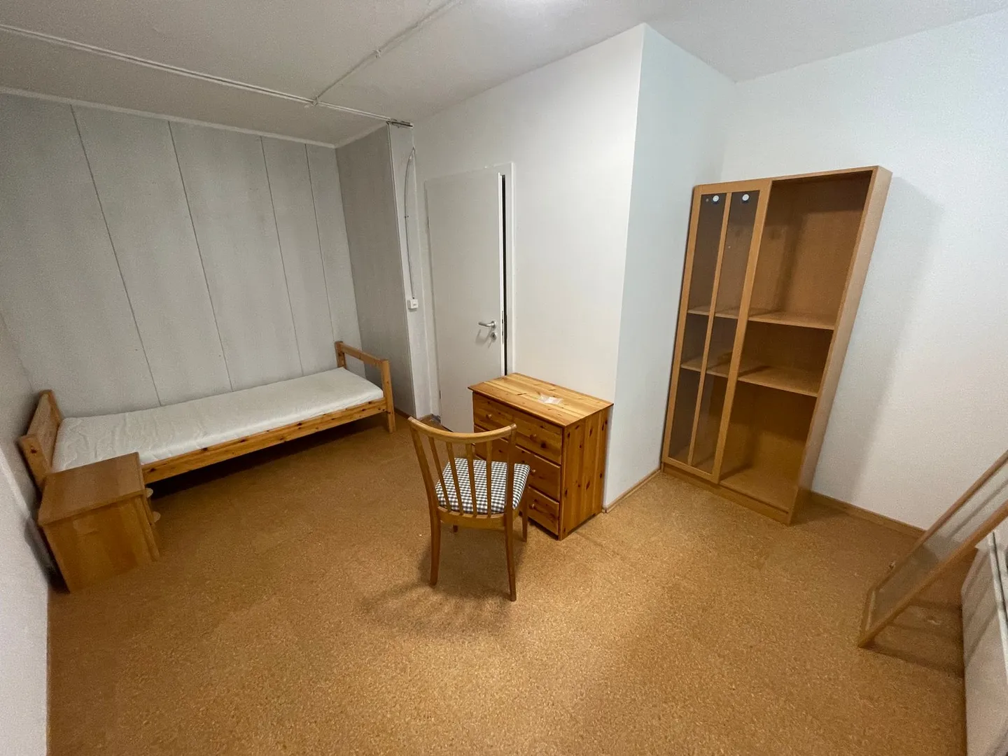 Single room in Laufenburg including kitchen/bathroom use - Photo 1 of 3