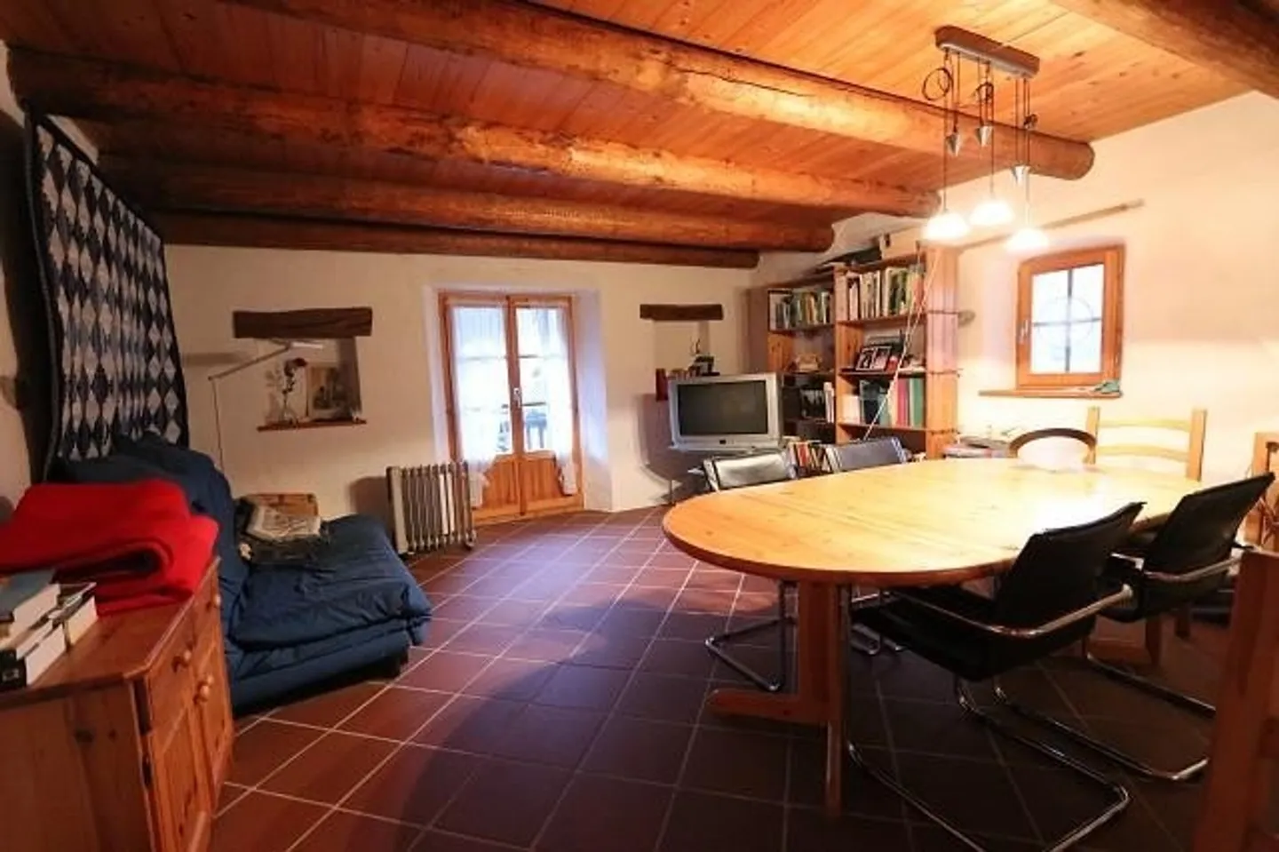 Appartamento duplex di 4 1/2 locali in casa bifamiliare - Foto 2 di 20