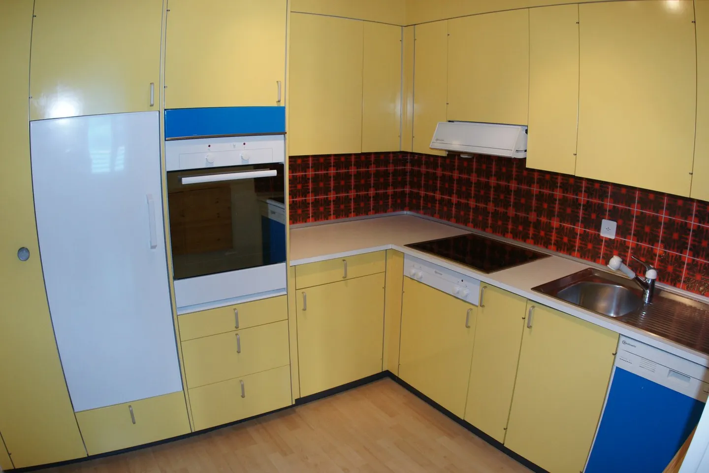 Cultural Object in the Heart of Olten – Restaurant, Club & Apartments in One Property - Photo 7 of 16