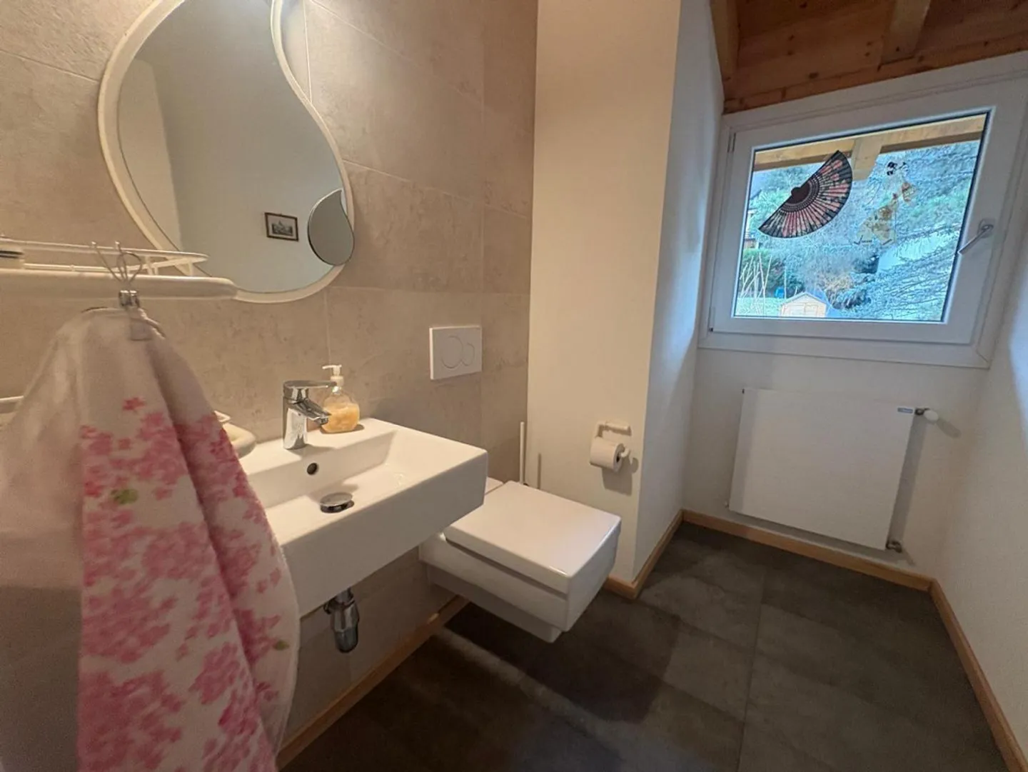 9-Room Villa with Large Garden, Very Quiet, Sunny View - Photo 20 of 36