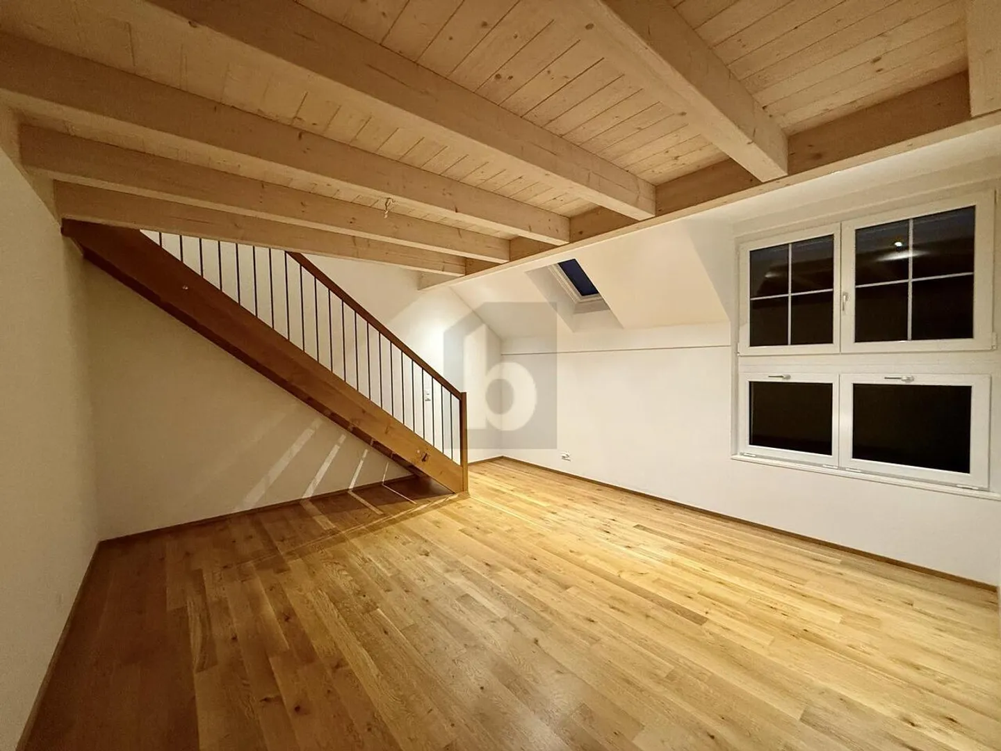 STILVOLLE HOLZAKZENTE FÜR IHR WOHLFÜHL-ZUHAUSE - Foto 4 von 6