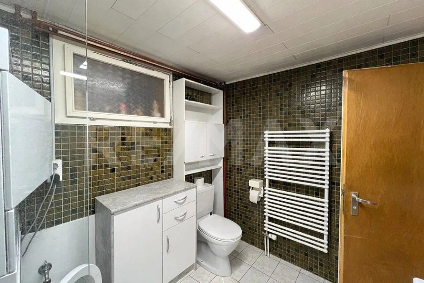 Between village life and entrepreneurial spirit - a home for all plans - Photo 7 of 13