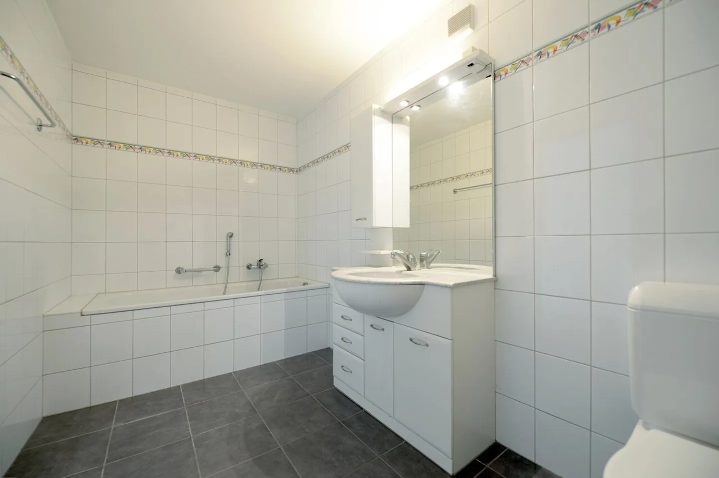 Quartiere familiare vicino a tutti i servizi - Foto 6 di 12