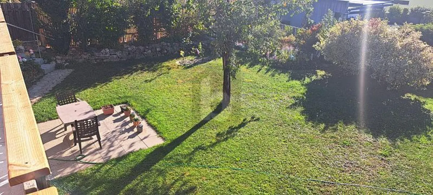 Appartamento ristrutturato con giardino - Foto 2 di 6