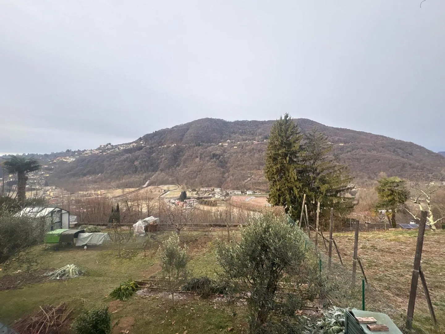 9-Room Villa with Large Garden, Very Quiet, Sunny View - Photo 36 of 36