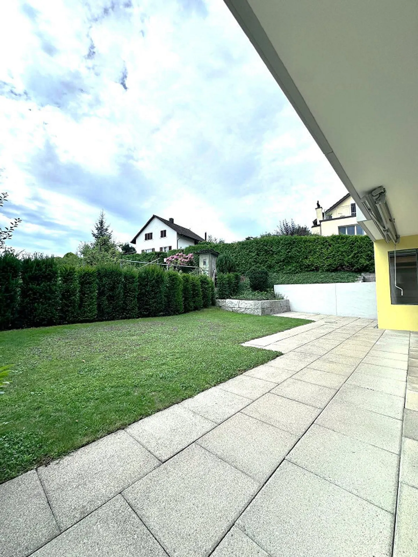 Freshly renovated 4.5-room semi-detached house with a large garden to enjoy - Photo 19 of 27