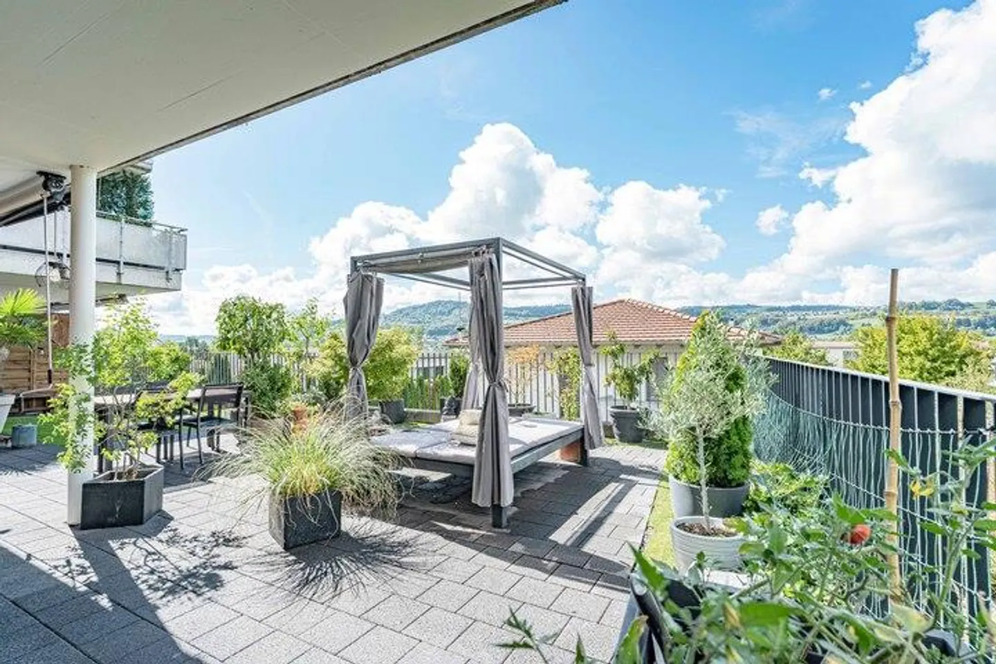 VIVERE CON 85 M² DI TERRAZZA VICINO AL HALLWILERSEE - Foto 1 di 8