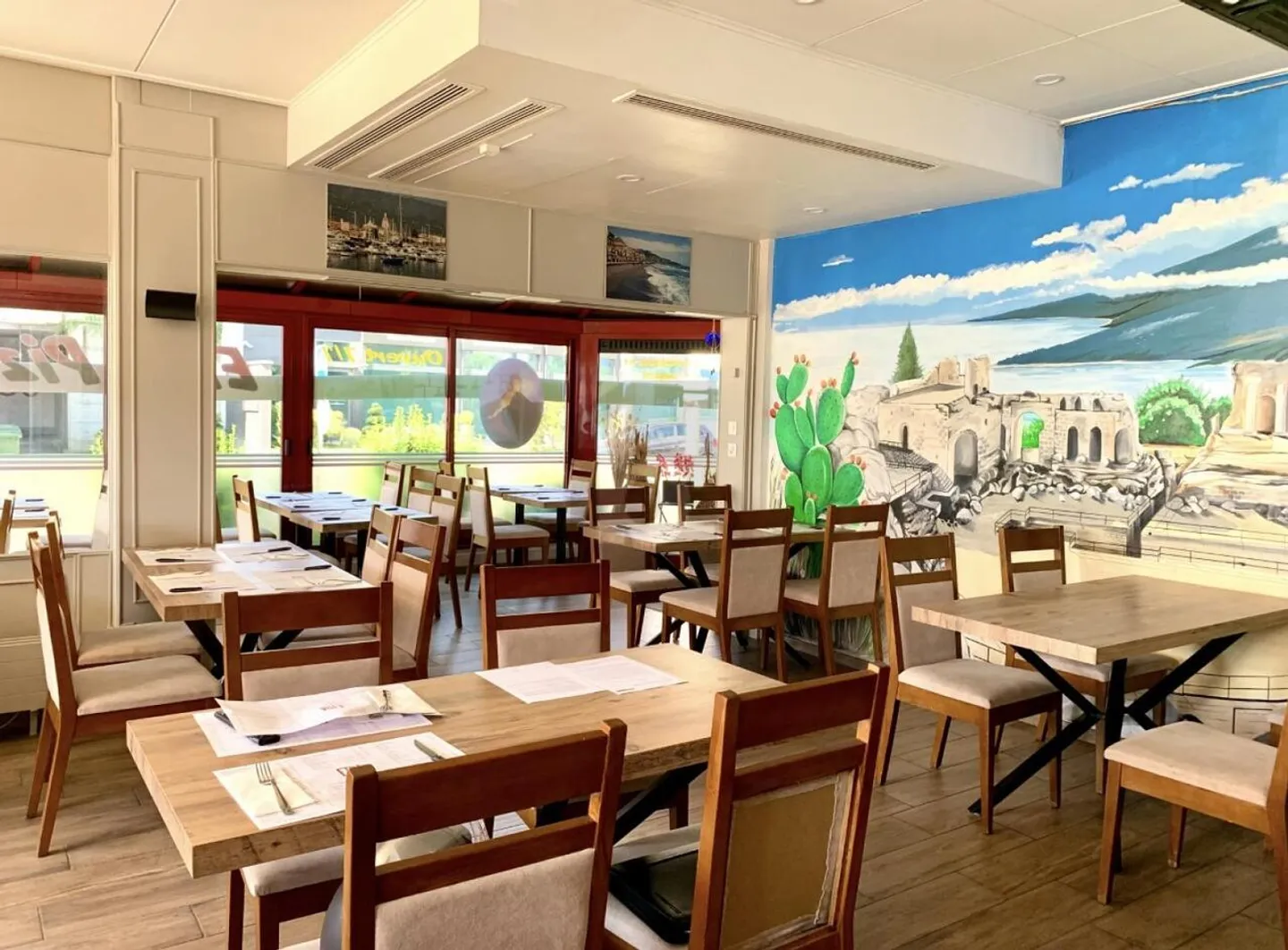 FORT POTENTIAL AND IDEAL LOCATION - Photo 2 of 4